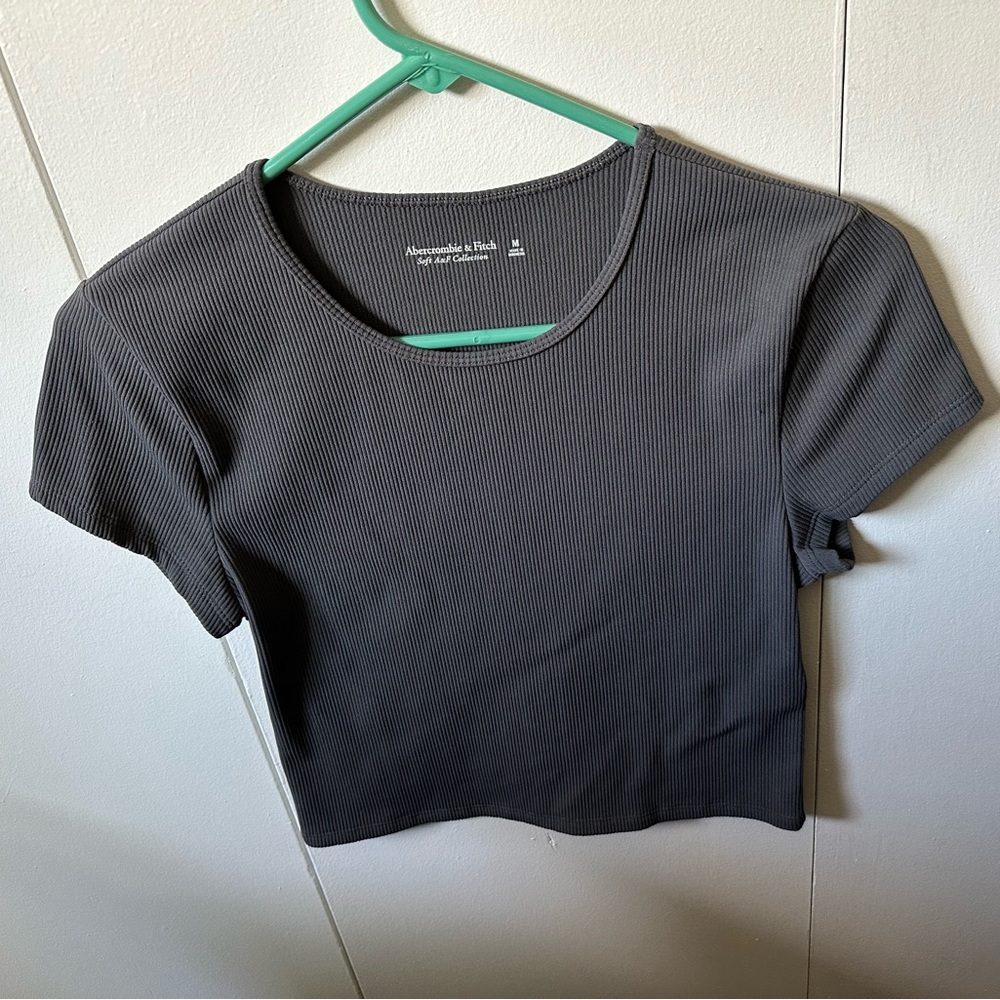 Abercrombie and Fitch ribbed crop